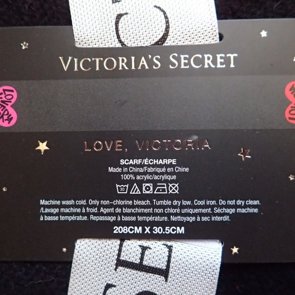 ❌SOLD❌ Victoria’s Secret Black Scarf - NWT - Picture 5 of 5